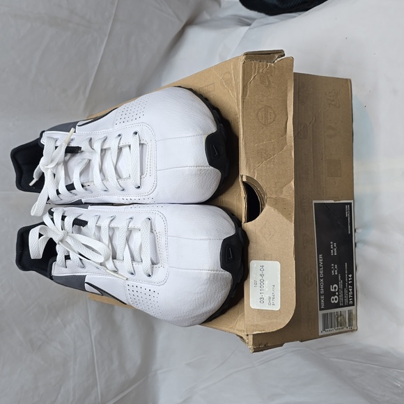 Limited Edition Nike Shox Deliver in White-Black-Dark Grey Size 8.5 with Box - Picture 10 of 11